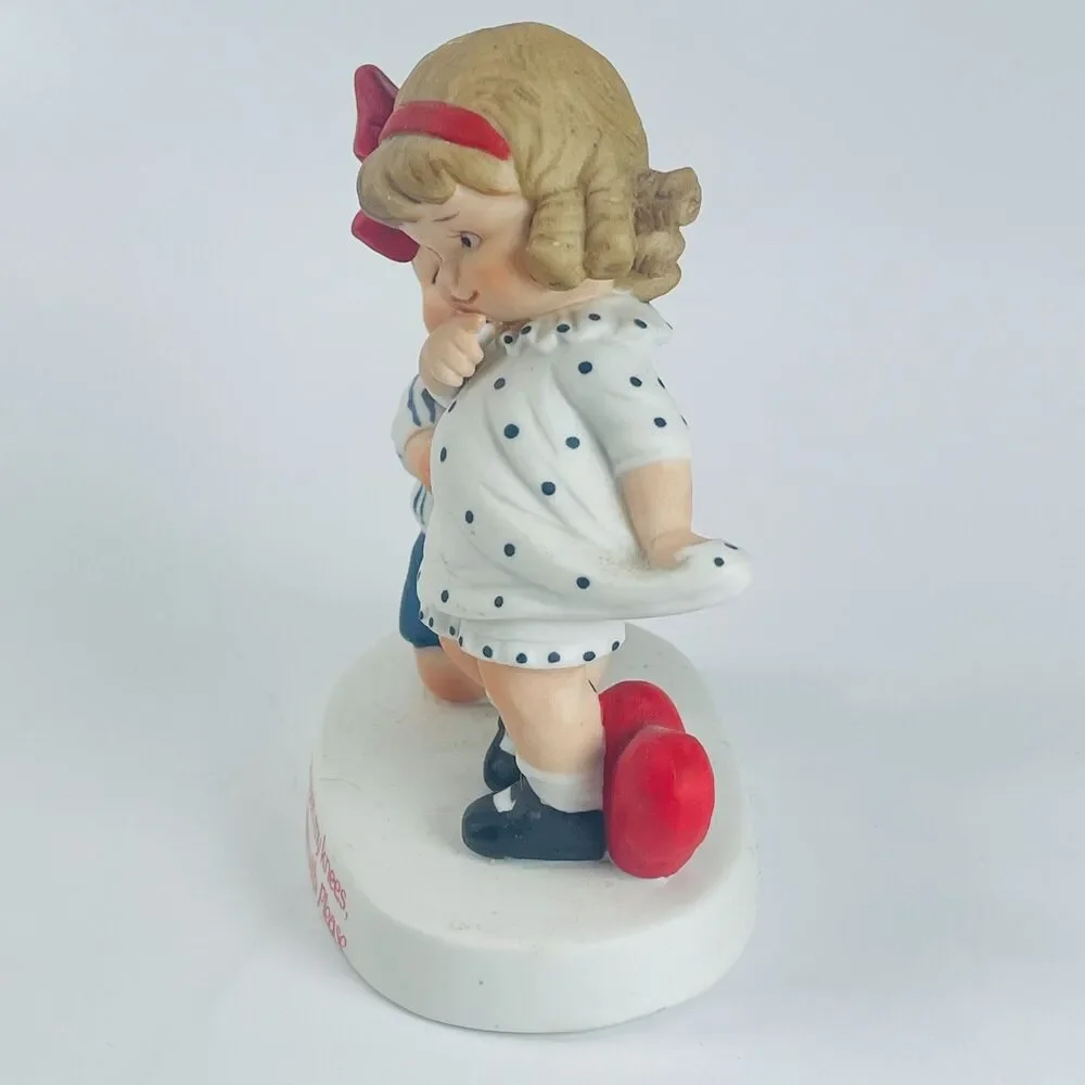 Upon My Knees 1917 Hearst Heirloom Tradition Hamilton Group Valentines Figurine